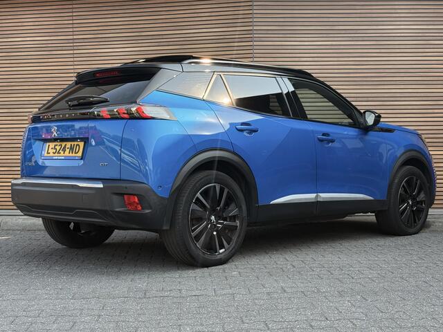 Peugeot e-2008 EV GT Pack 50 kWh Panodak / Camera / Stoelverwarming / Adapt. Cruise
