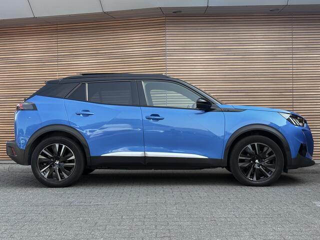 Peugeot e-2008 EV GT Pack 50 kWh Panodak / Camera / Stoelverwarming / Adapt. Cruise