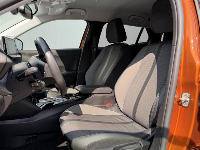 Peugeot e-2008 BWJ 2022 | EV 136PK Allure 50 kWh | LEDER/STOF | CLIMA | NAVI | CAMERA A | CARPLAY | PRIVACY GLASS | PDC |