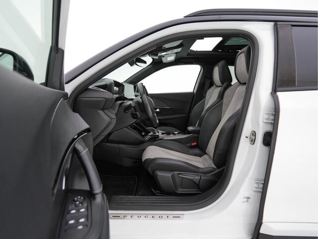 Peugeot e-2008 EV GT Pack 50 kWh [3-Fase-11kW] {SoH-88%} (INCL.BTW) *PANO | DIGI-COCKPIT | FULL-LED | BLIS | KEYLESS | LEATHER-MICROFIBRE | CAMERA | CARPLAY | CCS-FASTLOADER | DAB+ | NAVI-FULLMAP | ECC | PDC | SPORT-SEATS | AMBIENT-LIGHT | PRIVACY- – foto 8