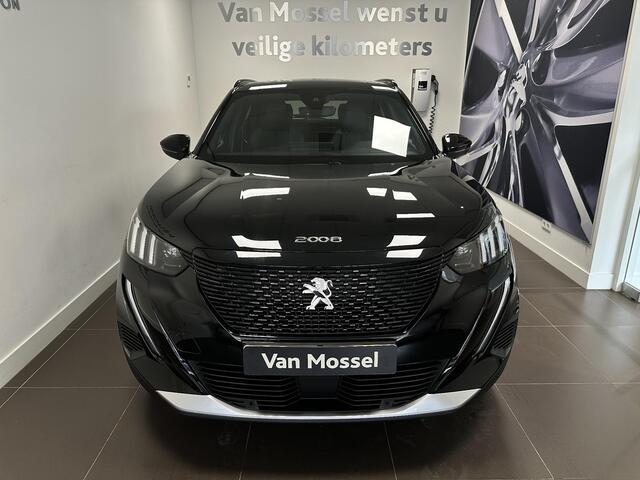 Peugeot e-2008 EV GT 50 kWh | Apple Carplay | Verwarmde voorstoelen | Snellaad functie | Keyless Entry |