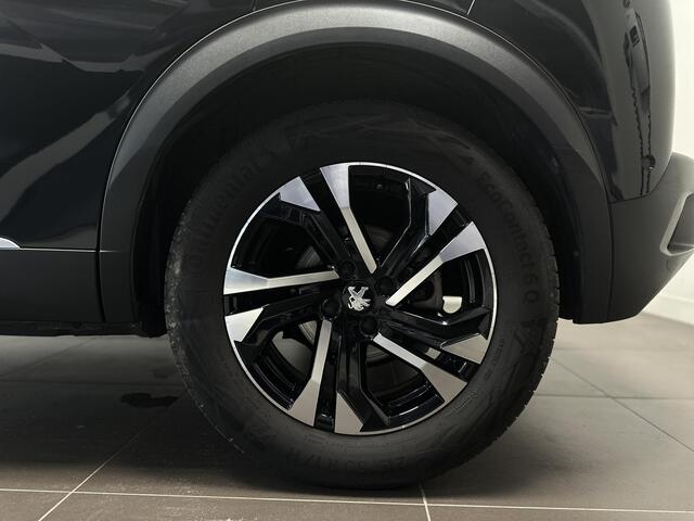 Peugeot e-2008 EV GT 50 kWh | Apple Carplay | Verwarmde voorstoelen | Snellaad functie | Keyless Entry |