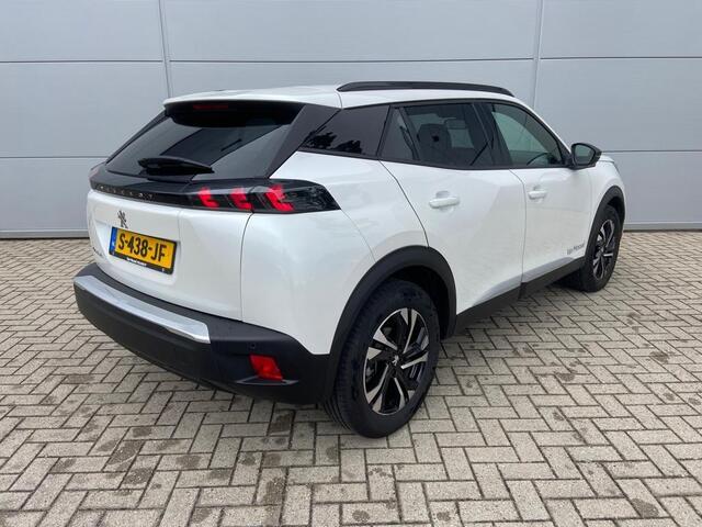 Peugeot e-2008 EV Allure 50 kWh | Keyless Start | Parkeerhulp | Cruise Control | Apple Carplay/Android Auto