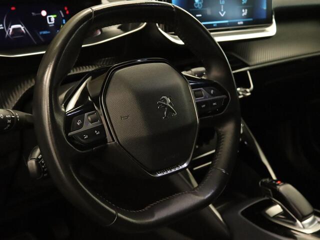 Peugeot e-2008 EV Allure 50 kWh - 1 FASE LADEN - SOH 89.44%!! - PARKEERSENSOREN VOOR & ACHTER - 360 GRADEN CAMERA - APPLE CARPLAY/ANDROID AUTO - CLIMATE CONTROL - NAVIGATIE - CRUISE CONTROL - KEYLESS START