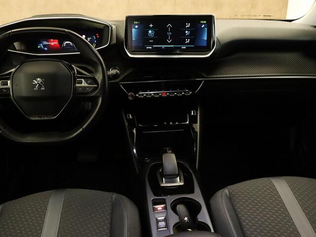 Peugeot e-2008 EV Allure 50 kWh - 1 FASE LADEN - SOH 89.44%!! - PARKEERSENSOREN VOOR & ACHTER - 360 GRADEN CAMERA - APPLE CARPLAY/ANDROID AUTO - CLIMATE CONTROL - NAVIGATIE - CRUISE CONTROL - KEYLESS START
