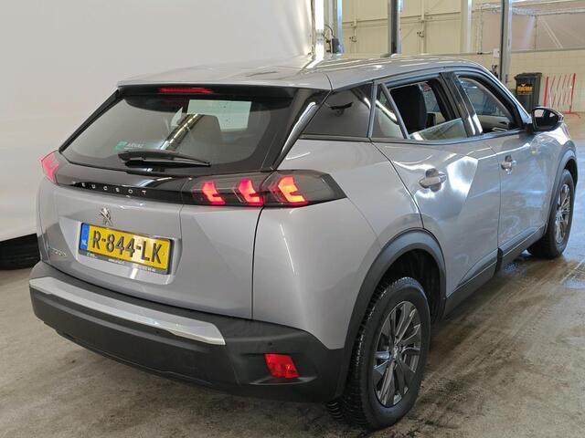 Peugeot e-2008 EV ACTIVE PACK 50 kWh (91% SOH) I AUTOMAAT I APPLE CARPLAY I CLIMATE CONTROL I CRUISE CONTROL