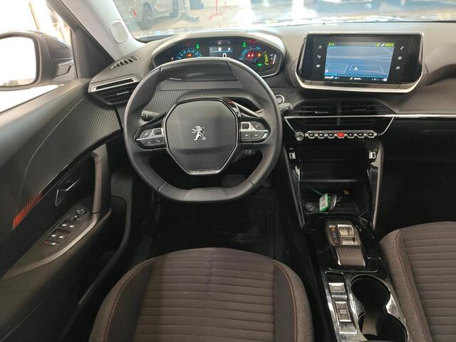 Peugeot e-2008 EV ACTIVE PACK 50 kWh (91% SOH) I AUTOMAAT I APPLE CARPLAY I CLIMATE CONTROL I CRUISE CONTROL