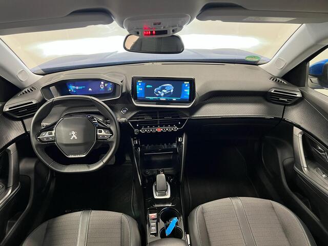 Peugeot e-2008 EV Allure Pack 50 kWh / 136PK / NAVI / CRUISE.C / H.LEDER /
