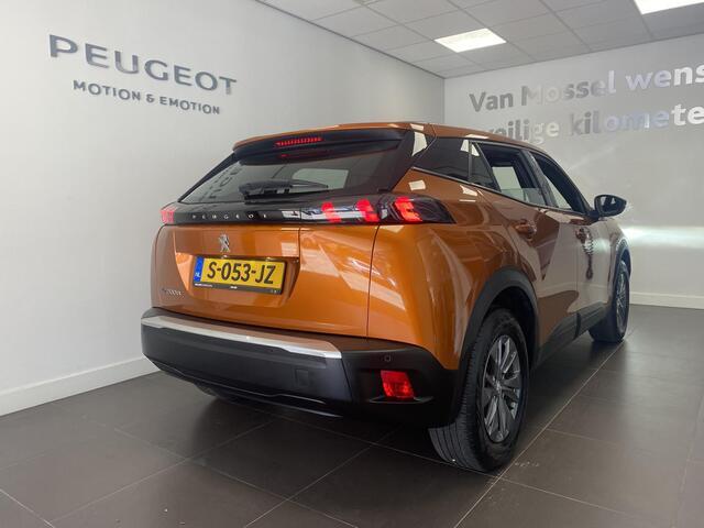 Peugeot e-2008 EV Active Pack 50 kWh | Apple Carplay & Android Auto | 16 inch Licht metalen velgen | Airco