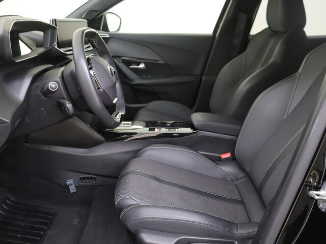 Peugeot e-2008 EV GT 54 kWh