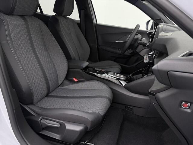 Peugeot e-2008 EV Allure Avantage 54 kWh Soh 97% 360.Camera/Nav/ Keyless/Ad.Cruise/CarPlay/H.Leder/Blindspot