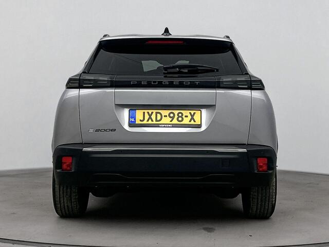 Peugeot e-2008 SUV EV Allure 50 kWh 136pk | Accu 100% | Navigatie | Parkeerhulp | CarPlay | Led Koplampen