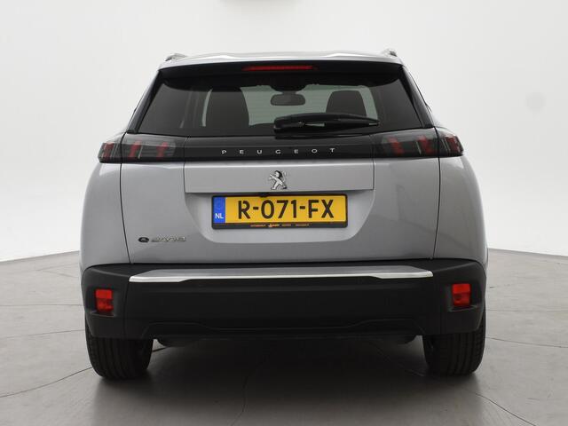 Peugeot e-2008 EV ALLURE 50 kWh + CAMERA | LED | CARPLAY | STOELVERW.