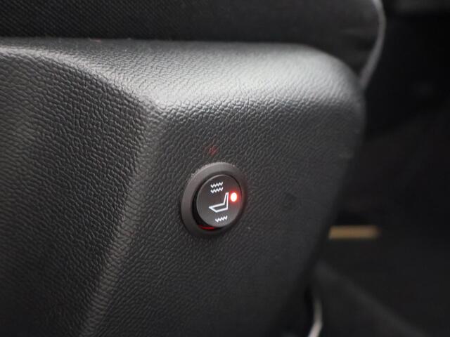 Peugeot e-2008 EV ALLURE 50 kWh + CAMERA | LED | CARPLAY | STOELVERW.