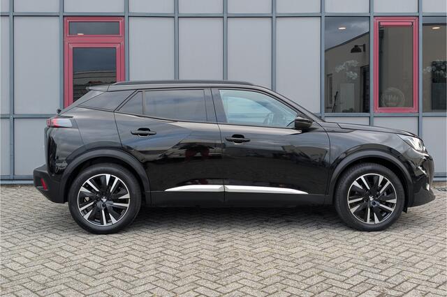 Peugeot e-2008 EV GT 50kWh 3-Fase SOH 90% Panorama Leer