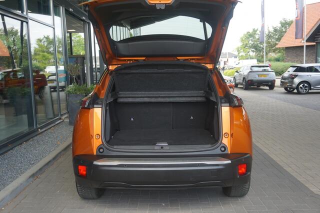 Peugeot e-2008 EV GT 50 kWh | Navi | Stoelverwarming | Adaptive Cruise Control