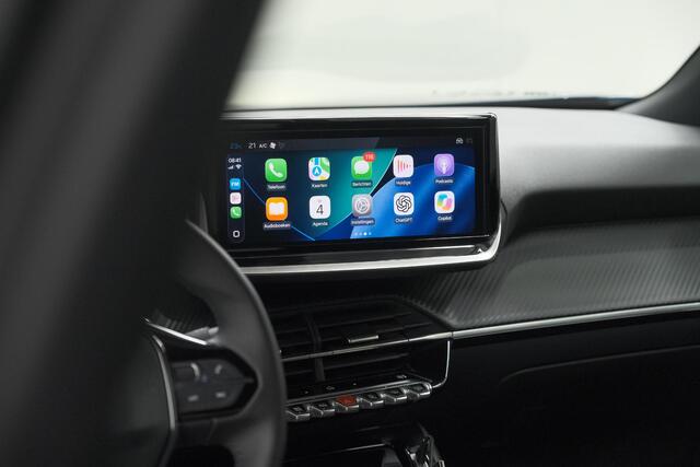 Peugeot e-2008 EV Allure Avantage 54 kWh | SOH 97,7% | 11 KW Lader | Apple Carplay | Parkeersensoren