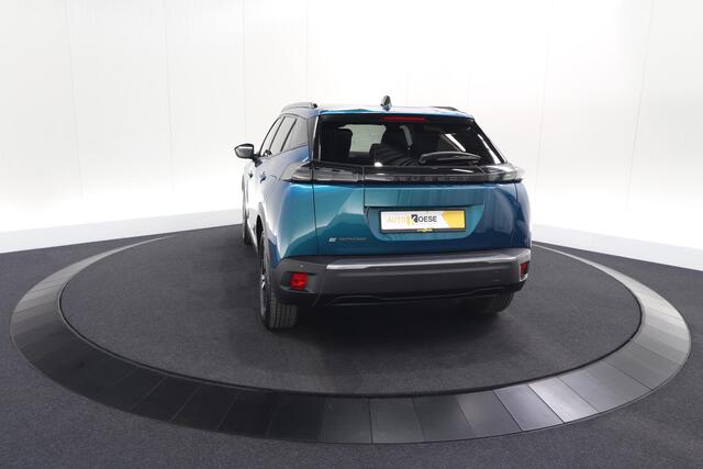 Peugeot e-2008 EV Allure Avantage 54 kWh | SOH 97,8% | 11 KW Lader | Apple Carplay | Parkeersensoren