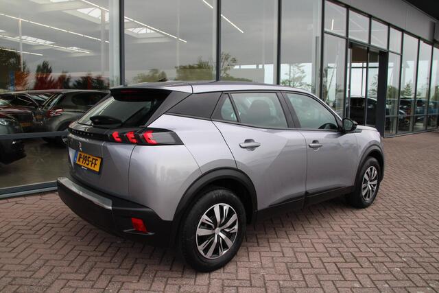 Peugeot e-2008 EV Active 50 kWh Automaat Airco Cruise Carplay 32.840km dealer onderhouden