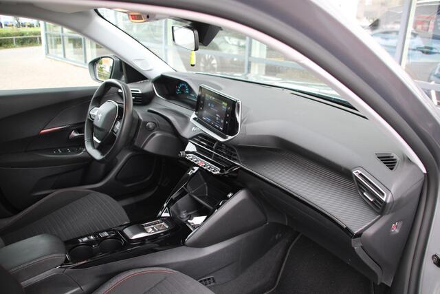 Peugeot e-2008 EV Active 50 kWh Automaat Airco Cruise Carplay 32.840km dealer onderhouden