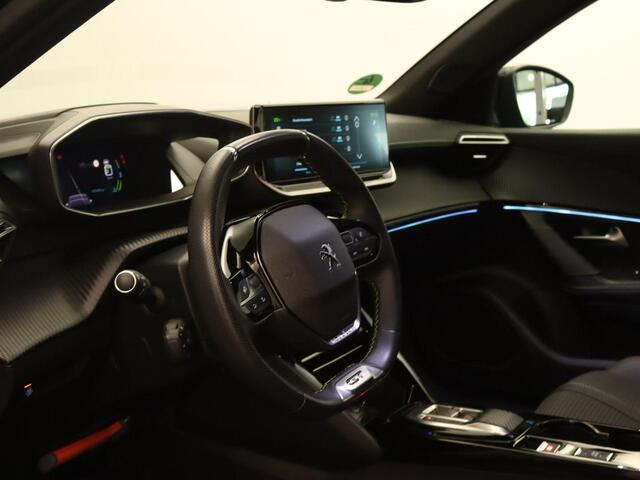 Peugeot e-2008 EV GT 50 kWh - ORIGINEEL NEDERLANDSE AUTO - SOH 100%! - ACHTERUITRIJCAMERA - TREKHAAK - AIRCO (AUTOMATISCH) - APPLE CARPLAY/ANDROID AUTO - DODEHOEKDETECTIE - CRUISE CONTROL ADAPTIEF - KEYLESS START - VOORSTOELEN VERWARMD - PARKEERSENSOREN ACHTER