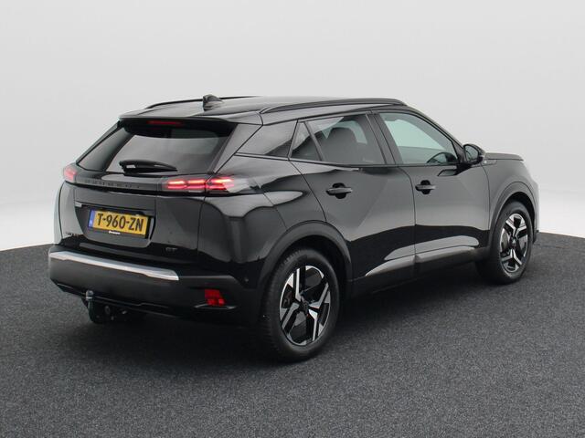 Peugeot e-2008 EV GT 54 kWh 156 Pk | Nieuw Model | Adaptive Cruise | 360 Camera | Trekhaak | Navigatie | CarPlay | Warmtepomp | Full LED | 17 Inch | 50.078 Km !!