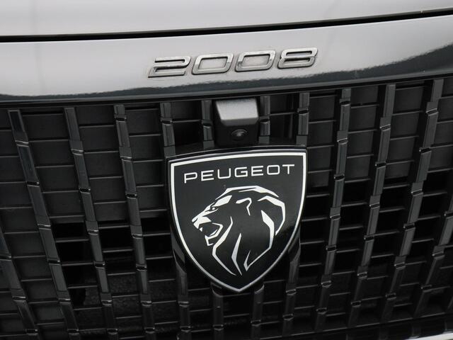 Peugeot e-2008 EV GT 54 kWh 156 Pk | Nieuw Model | Adaptive Cruise | 360 Camera | Trekhaak | Navigatie | CarPlay | Warmtepomp | Full LED | 17 Inch | 50.078 Km !!