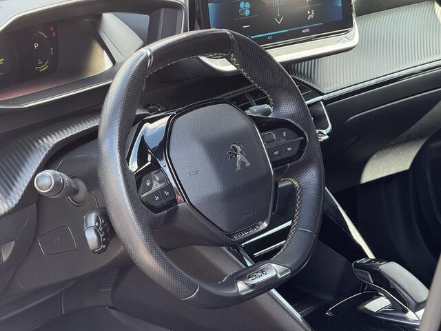 Peugeot e-2008 EV GT 50 kWh Camera / Cruise / 3-Fase / Carplay