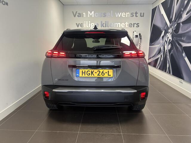 Peugeot e-2008 EV Allure Avantage 54 kWh | Camera | Cruise Control | Navigatie | Apple CarPlay/Android Auto