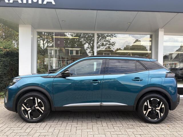 Peugeot e-2008 EV Allure 54 kWh | tot 406km WLTP range | Parkeersensoren voor + achter | Draadloos Apple Carplay/Android Auto | Cruise Control | Privacy Glass