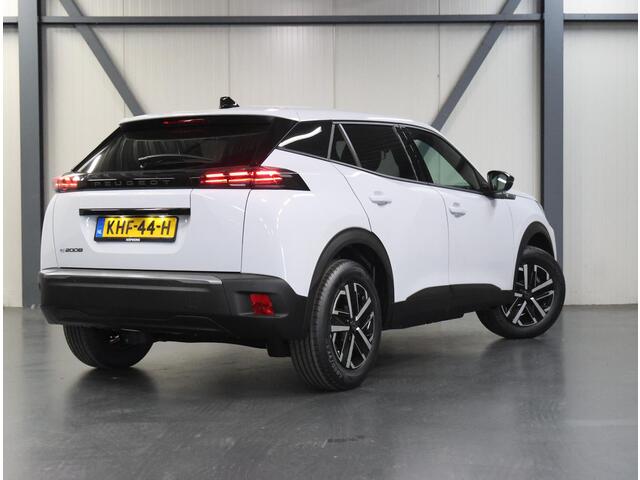 Peugeot e-2008 EV Business 54 kWh 156PK | 1ste eigenaar | AppleCarPlay/AndroidAuto | Climate Control | Cruise Control | Camera | LED | Navigatie | Parkeersensoren | Privacy Glass | Isofix |