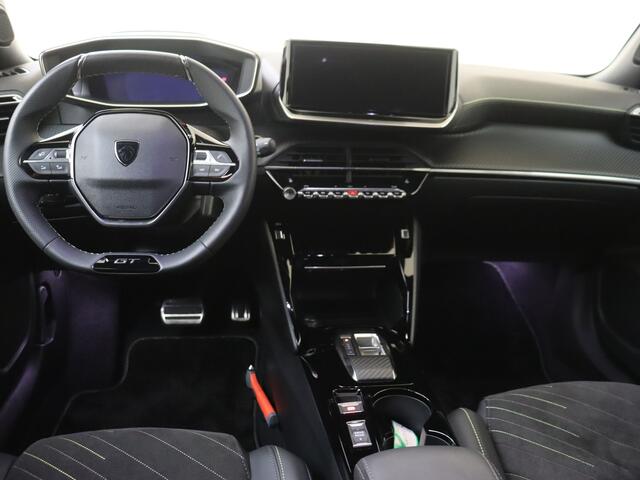 Peugeot e-2008 EV GT Avantage 54 kWh l NIEUW !!