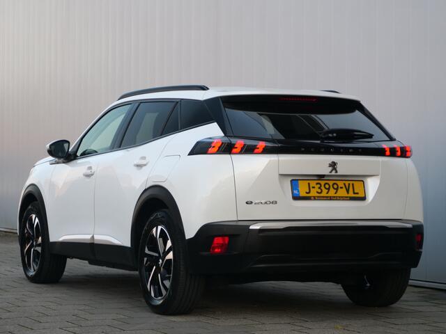 Peugeot e-2008 EV Allure 50 kWh 136 Pk Automaat Navi / DAB / Apple Carplay / Camera / SOH 90,5 % – foto 3