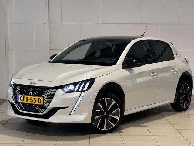 Peugeot e-208 5-deurs GT EV 3-FASEN 50kWh 136pk AUTOMAAT | PANODAK | NAVI | STOELVERW. | CAMERA | DODEHOEKBEW. | BLACK DIAMOND | DAB+ | LM-VELGEN 17" |