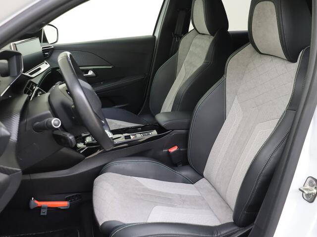 Peugeot e-208 EV GT 50 kWh | STOERE GT