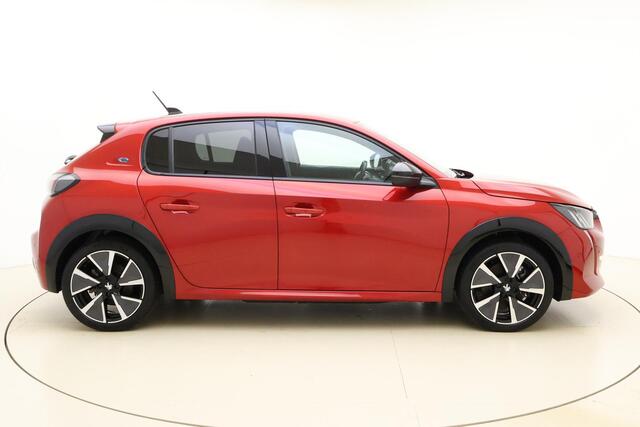 Peugeot e-208 EV GT 350 50 kWh 3 Fase | Navigatie | Climate Control | Stoelverwarming | Camera | Keyless Start | Lichtmetalen velgen
