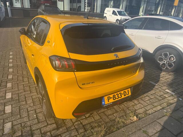 Peugeot e-208 EV GT 350 50 kWh Full Led / Apple Carplay Navigatie / Pack Parking / 17" GT Velg