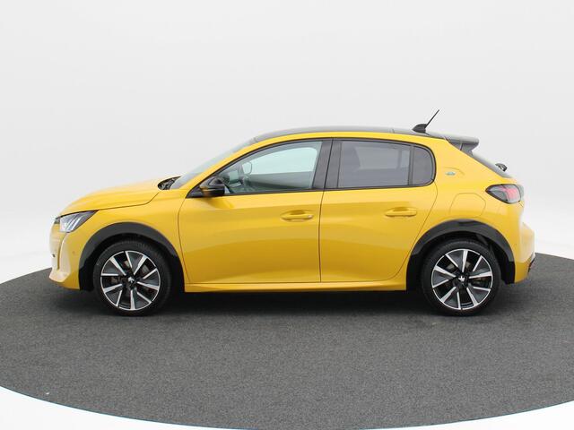 Peugeot e-208 EV GT 350 50 kWh Automaat | Full LED | Panoramadak | Stoelverwarming | Camera | Navigatie | 33.064 Km!!