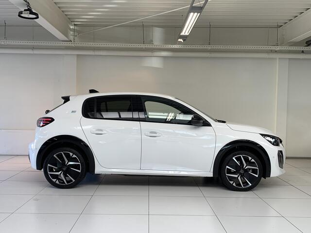 Peugeot e-208 EV GT 51 kWh Navigatie | Dodehoekdetectie | 360 camera | Android auto / Apple carplay | Adaptive cruise control