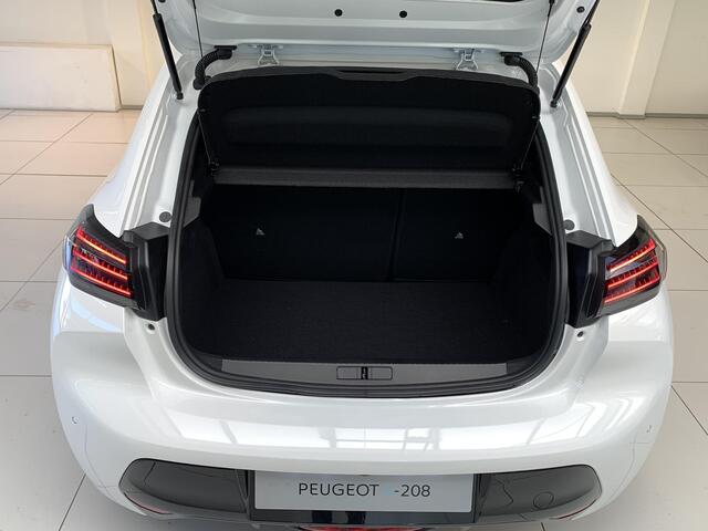 Peugeot e-208 EV GT 51 kWh Navigatie | Dodehoekdetectie | 360 camera | Android auto / Apple carplay | Adaptive cruise control