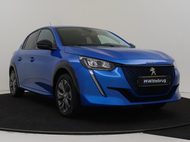 Peugeot e-208 EV Allure Pack 50 kWh Automaat | Keyless entry | Automatische airco | Parkeersensoren