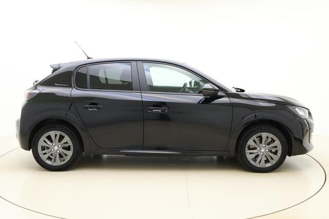 Peugeot e-208 EV Style 50 kWh | Navigatie | Camera | Full LED | 16'' LM Velgen | 1e Eigenaar
