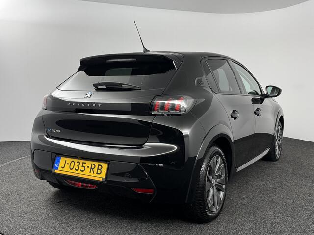 Peugeot e-208 EV Allure 50 kWh | 3-Fase | Navigatie | Stoelverwarming | Carplay