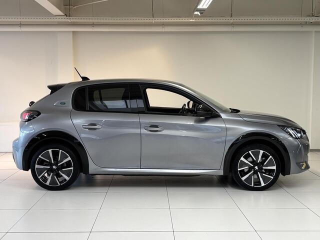 Peugeot e-208 EV GT 350 50 kWh Navigatie | Achteruitrijcamera | Android auto / Apple carplay | Dodehoekdetectie | 3D I-Cockpit