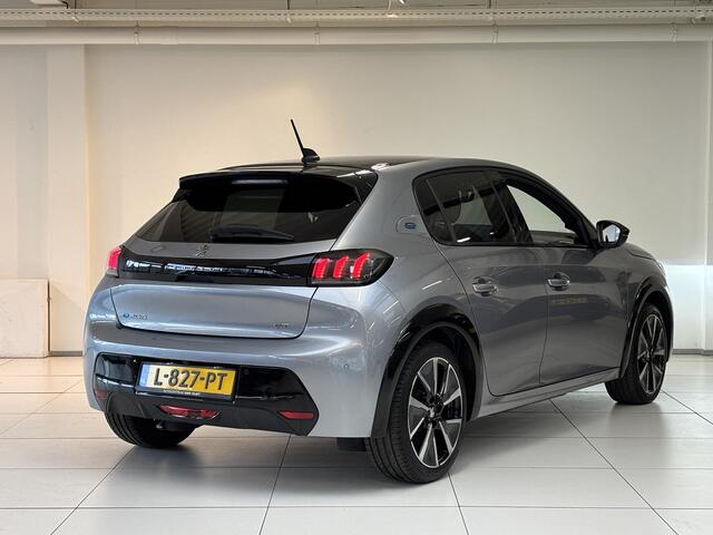 Peugeot e-208 EV GT 350 50 kWh Navigatie | Achteruitrijcamera | Android auto / Apple carplay | Dodehoekdetectie | 3D I-Cockpit