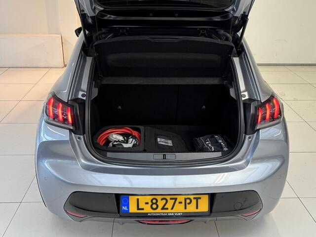 Peugeot e-208 EV GT 350 50 kWh Navigatie | Achteruitrijcamera | Android auto / Apple carplay | Dodehoekdetectie | 3D I-Cockpit