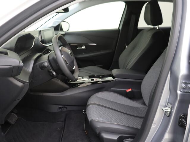 Peugeot e-208 EV Style 50 kWh | Parkeersensoren | Navigatie