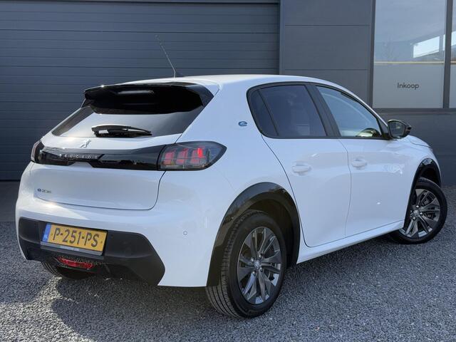 Peugeot e-208 EV Active Pack 50 kWh 1e Eigenaar,Navi,Clima,Cruise,PDC,Lmv,Dealer Onderhouden,Apk tot 05-2026