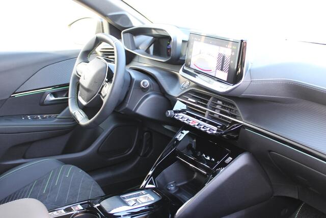 Peugeot e-208 EV GT 51 kWh 156 PK Warmtepomp/ Navigatie / Alcantara / Range 410