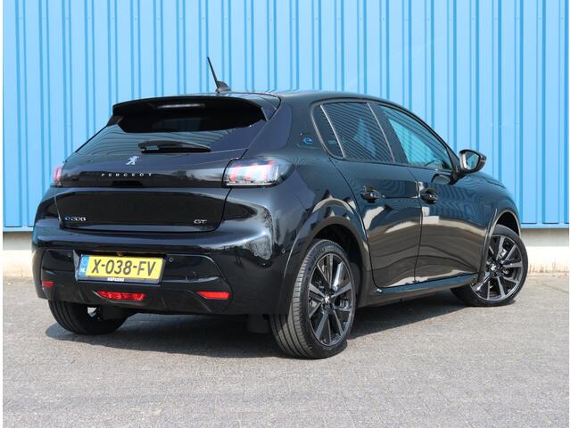 Peugeot e-208 EV GT 50 kWh 136PK | AppleCarPlay/AndroidAuto | Stoelverwarming | Halfleer | FULL LED | Achteruitrijcamera | 17"LMV |